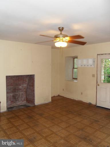 9301 Old Harford Road Baltimore, MD 21234 - Photo 6 of 24 Dining Room