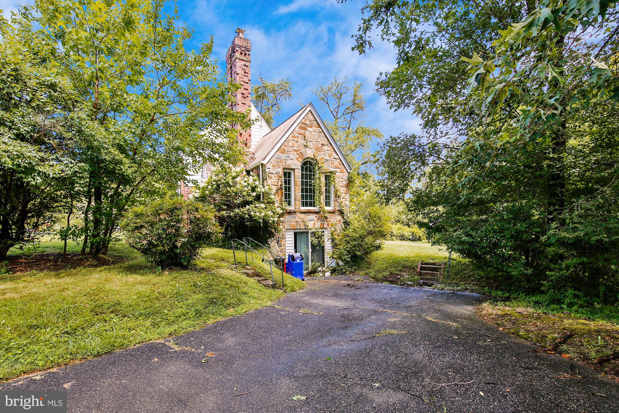 10207 Greenacres Drive Silver Spring, MD 20903 - Photo 3 of 50