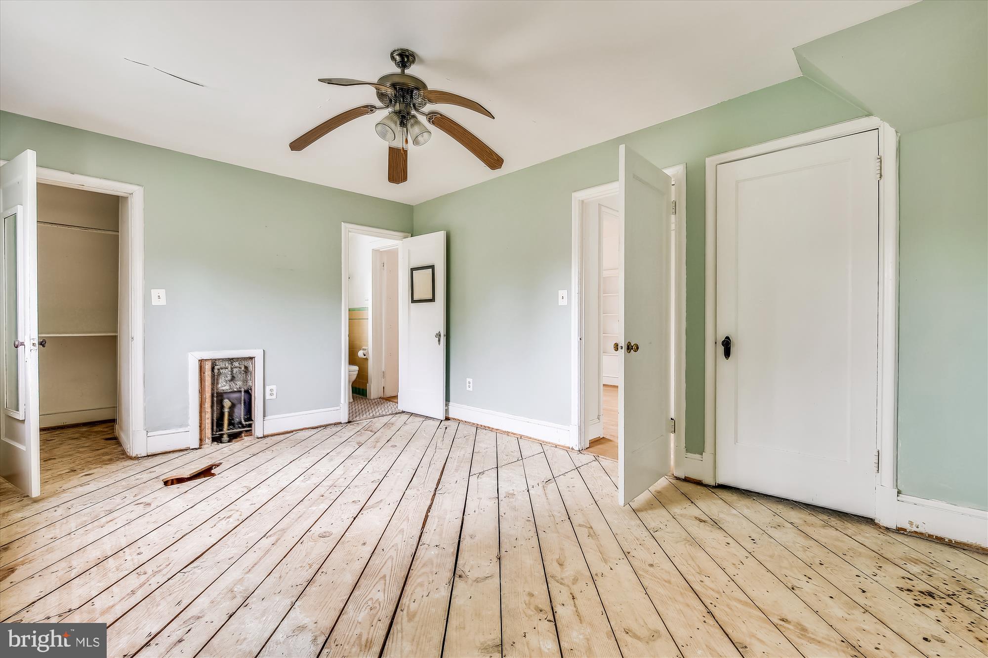 10207 Greenacres Drive Silver Spring, MD 20903 - Photo 29 of 50 3rd Bedroom