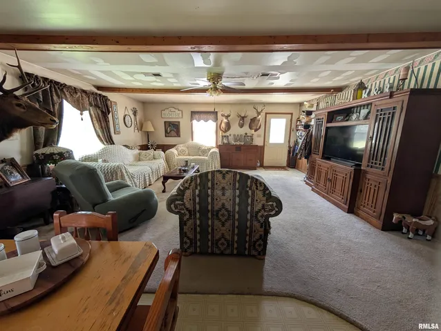 $299,000 | 340 Dameron Lane, Vienna, IL 62995