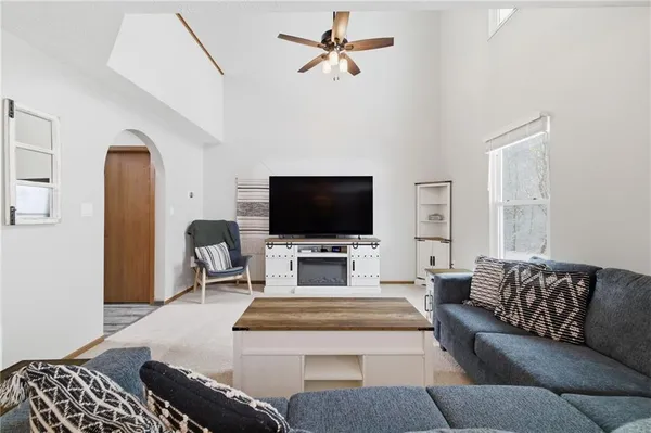 $225,000 | 1703 Timberglen Drive, Imperial, PA 15126