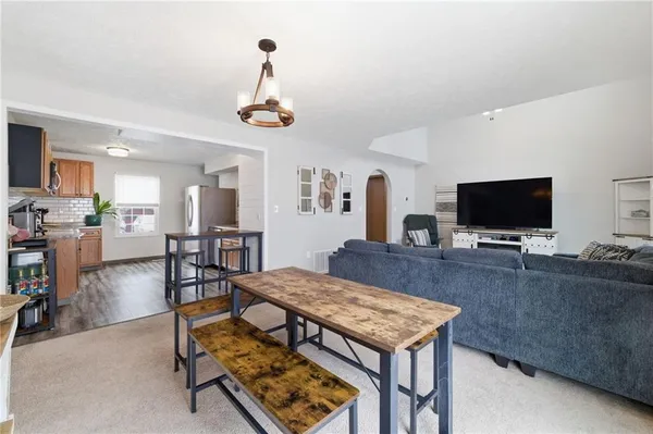 $225,000 | 1703 Timberglen Drive, Imperial, PA 15126