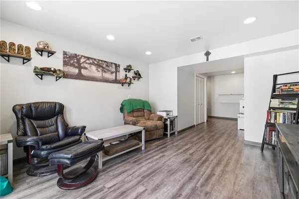 $225,000 | 1703 Timberglen Drive, Imperial, PA 15126