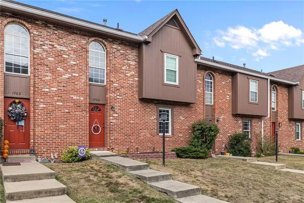 $225,000 | 1703 Timberglen Drive, Imperial, PA 15126