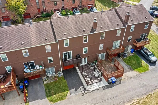 $225,000 | 1703 Timberglen Drive, Imperial, PA 15126