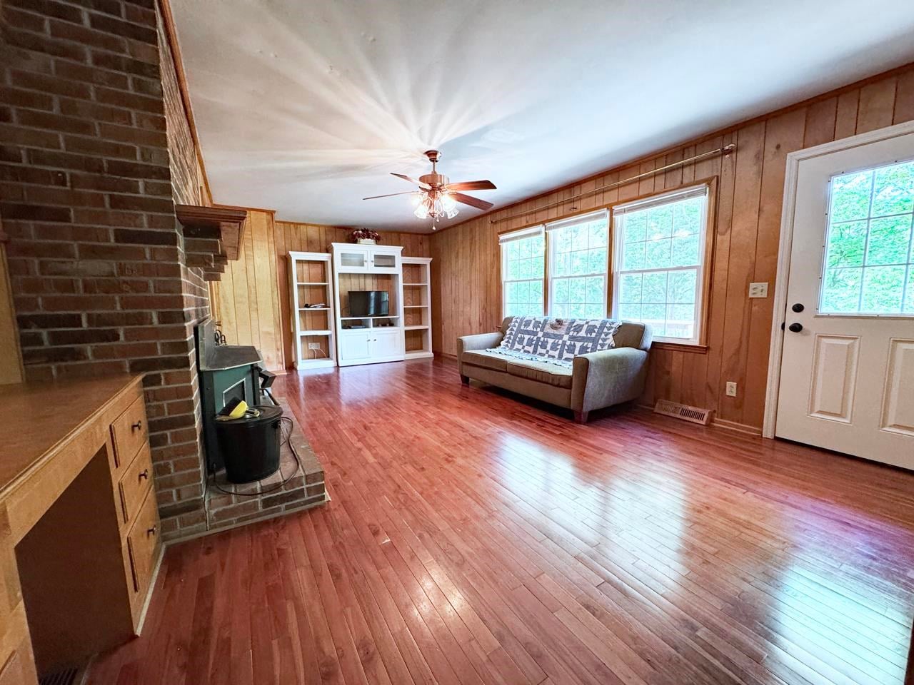 3341 Clare Road Franklin, KY 42134 - Photo 9 of 36 Gallery Image 9