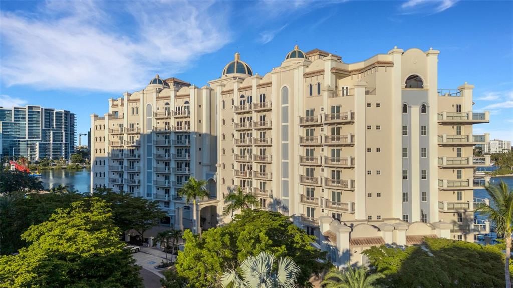 464 Golden Gate Point, Unit 403 Sarasota, FL 34236 - Photo 4 of 95