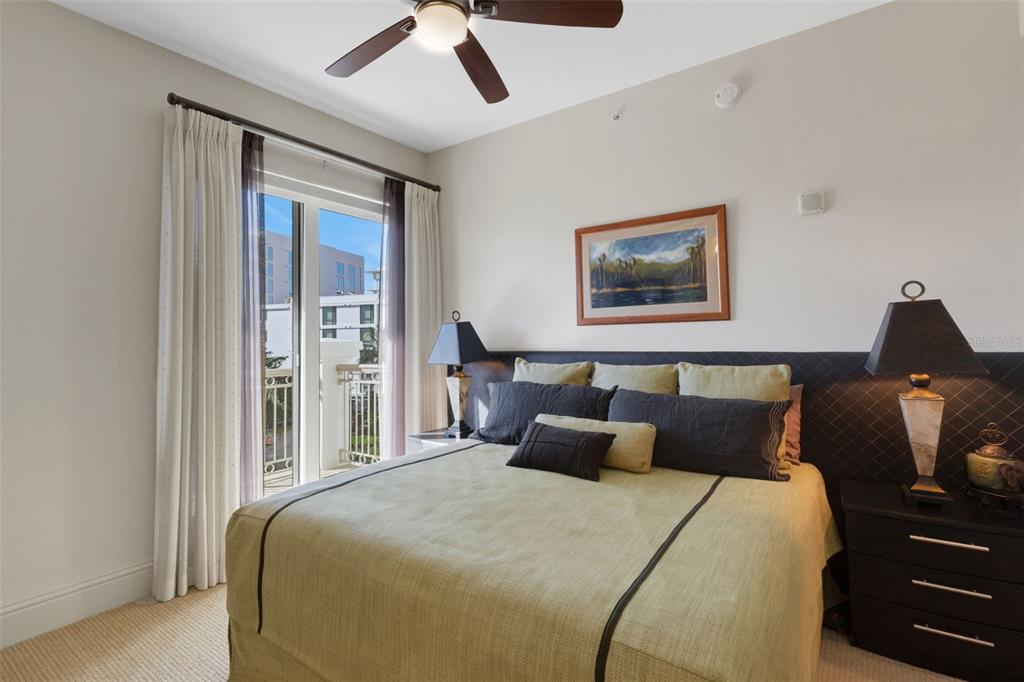 464 Golden Gate Point, Unit 403 Sarasota, FL 34236 - Photo 43 of 95