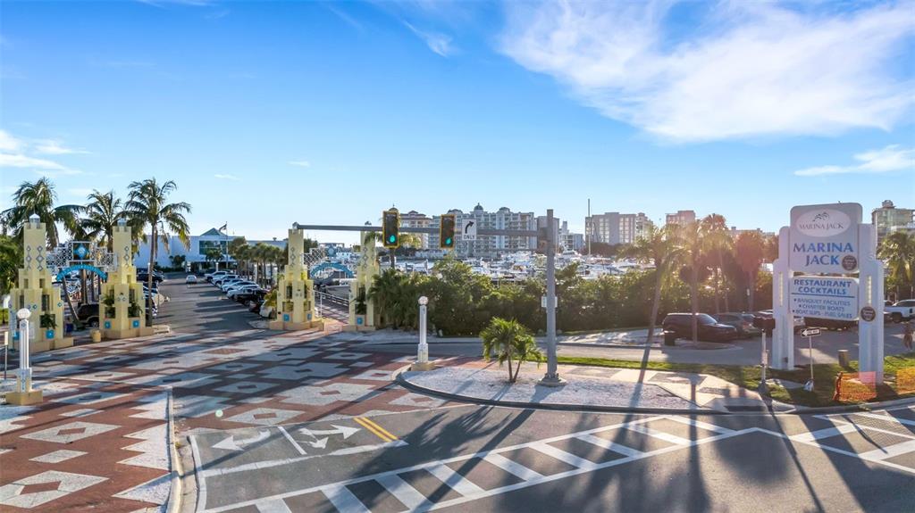 464 Golden Gate Point, Unit 403 Sarasota, FL 34236 - Photo 82 of 95