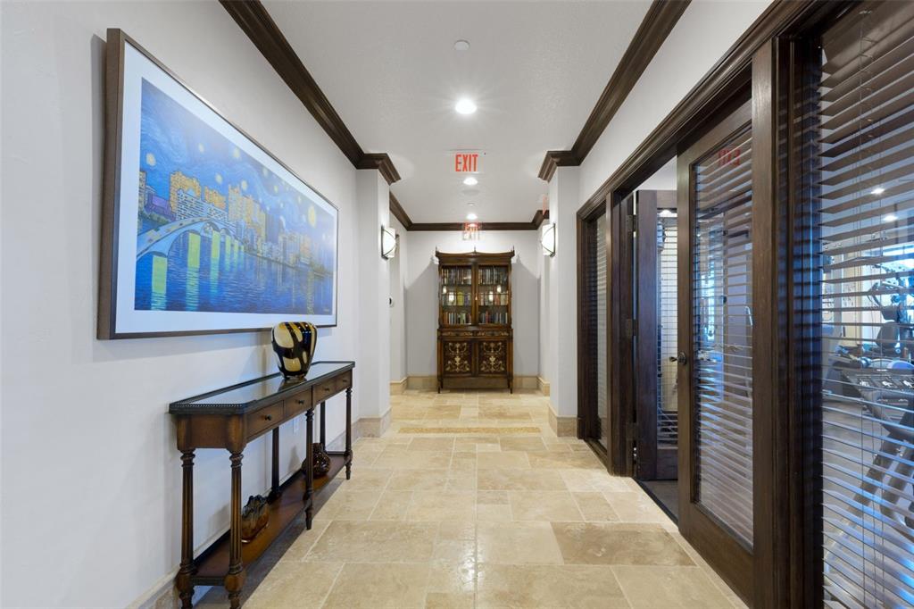 464 Golden Gate Point, Unit 403 Sarasota, FL 34236 - Photo 92 of 95