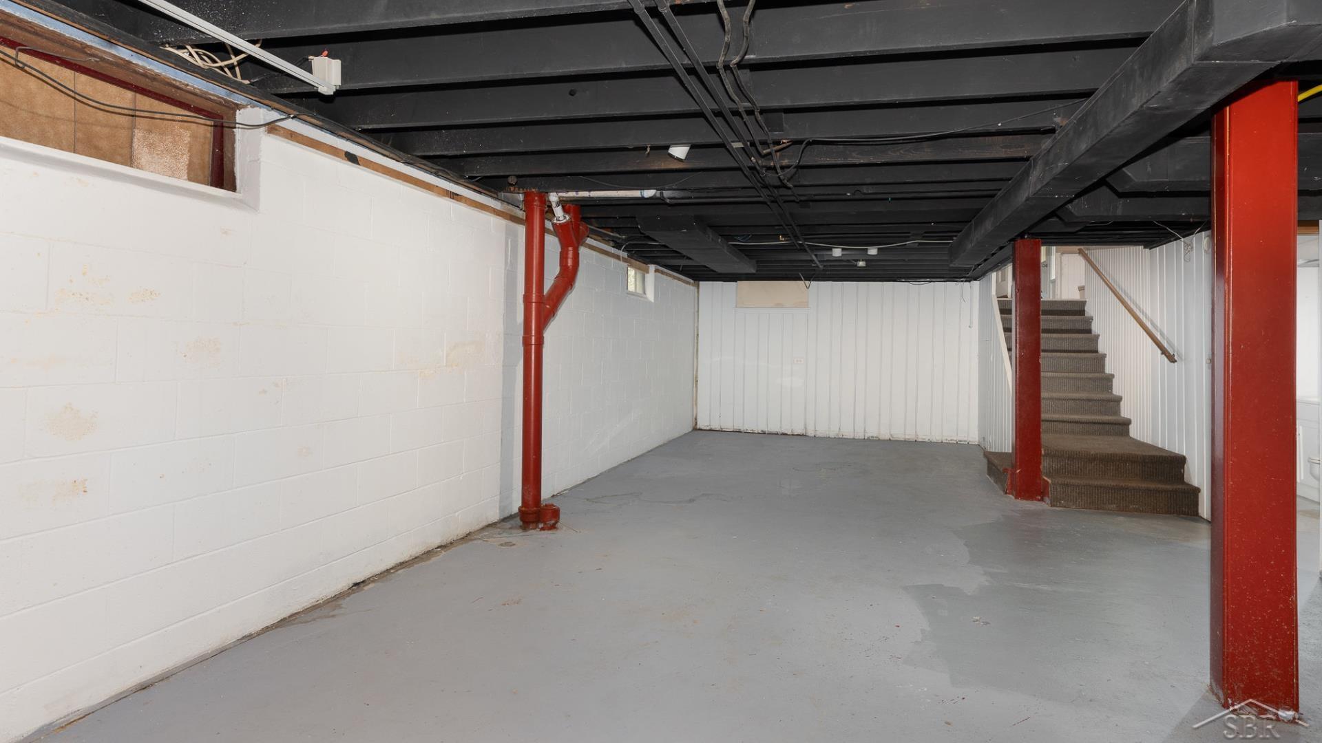 1355 Hemmeter Road Saginaw, MI 48638 - Photo 20 of 30 50175800-bcaf49bf-a096-4dd7-a563-f3752afe42f7.JPG