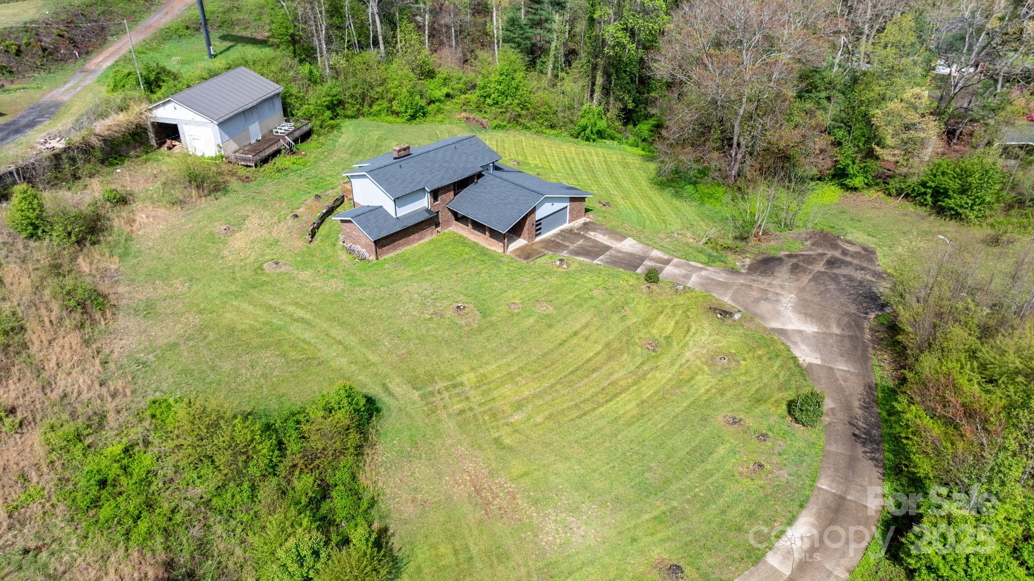 4101 Quarry Estates Road Hudson, NC 28638 - Photo 6 of 43 Gallery Image 6