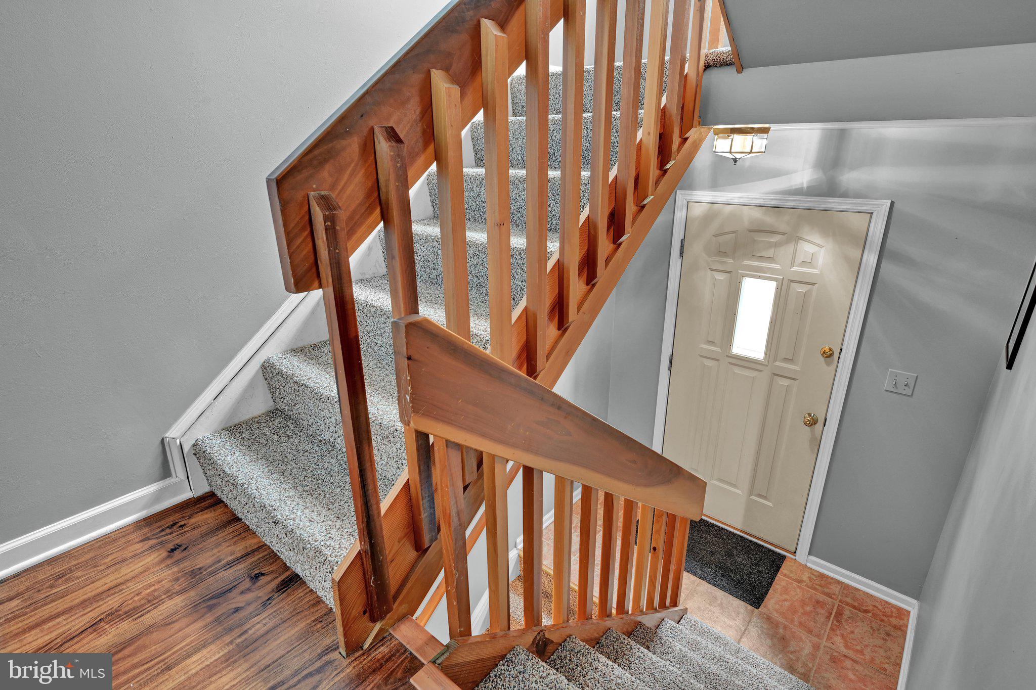 126 Riders Way Lebanon, PA 17042 - Photo 6 of 34 Foyer