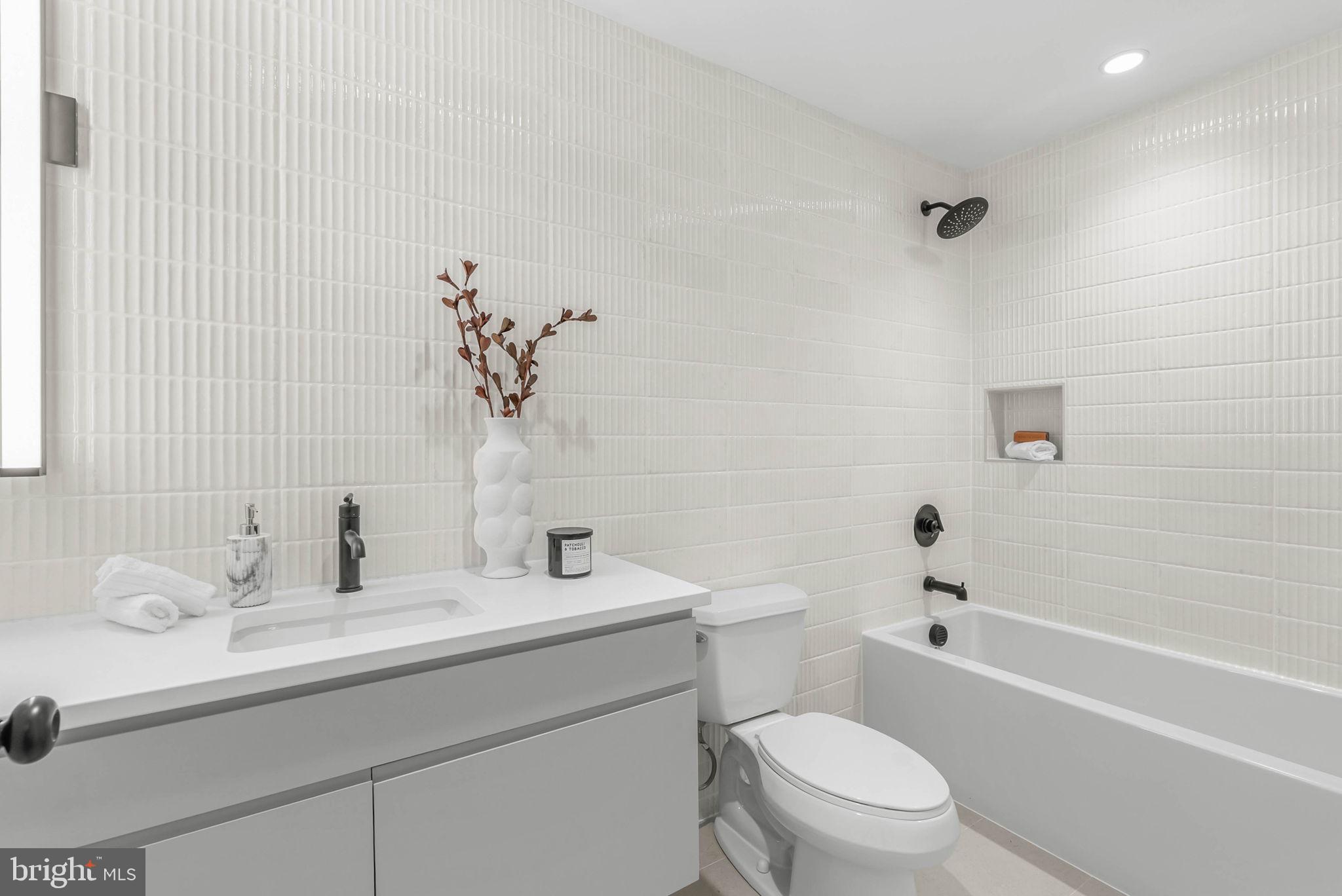 635 North 7th Street, Unit H3A Philadelphia, PA 19123 - Photo 14 of 26