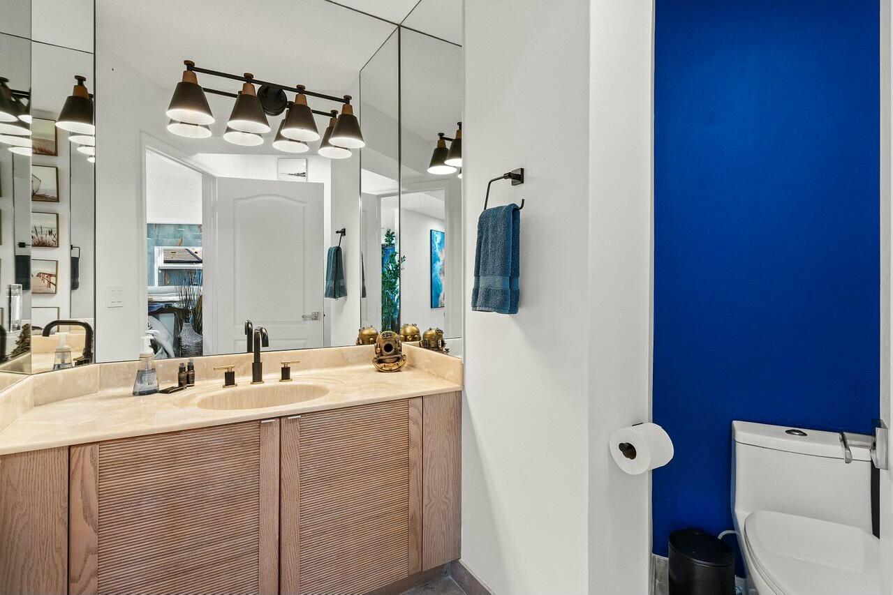 964 Eve Street Delray Beach, FL 33483 - Photo 37 of 68 tempImage7y0jNd