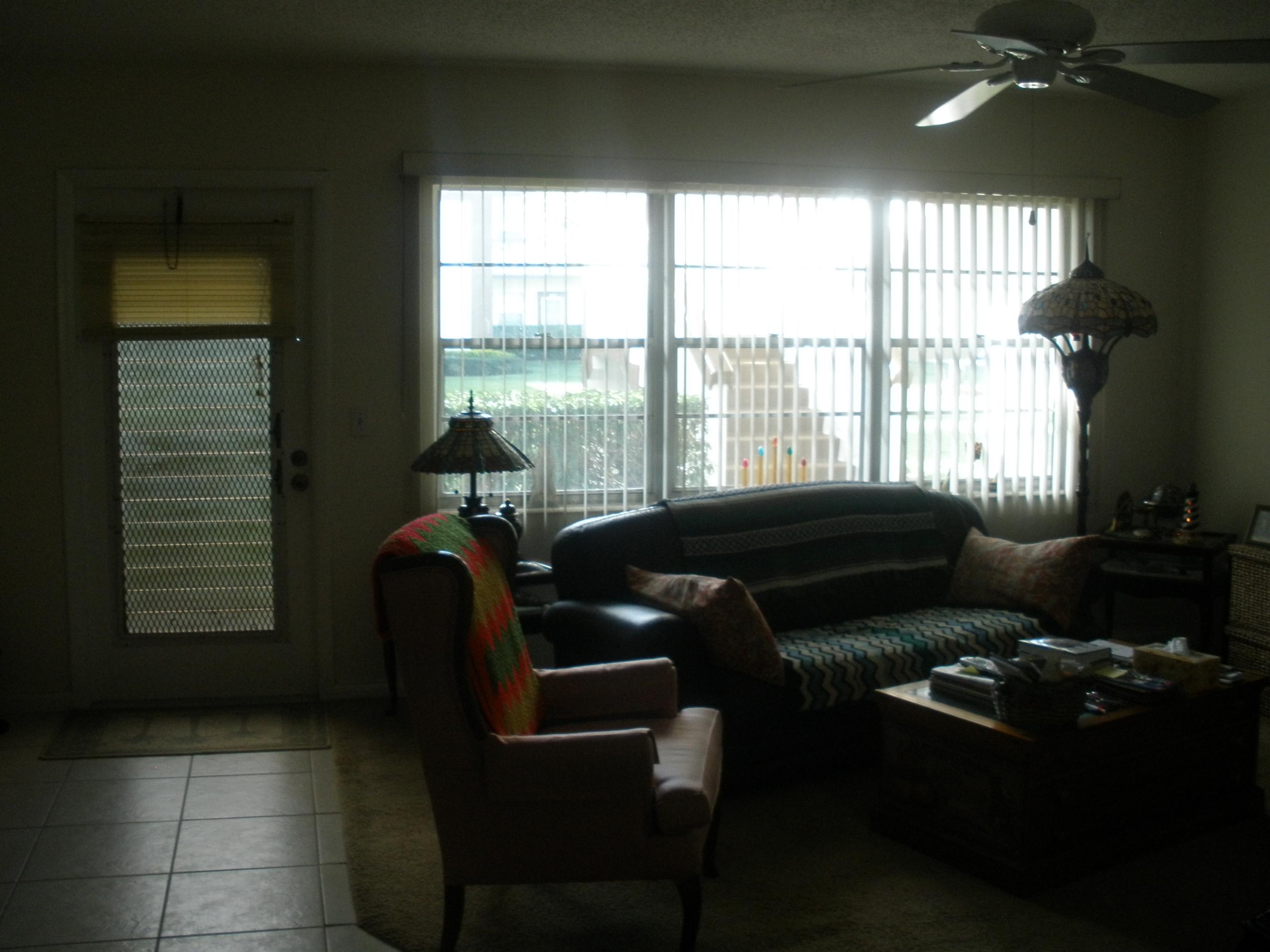 87 Mansfield F, Unit C Boca Raton, FL 33434 - Photo 6 of 11 Living Area