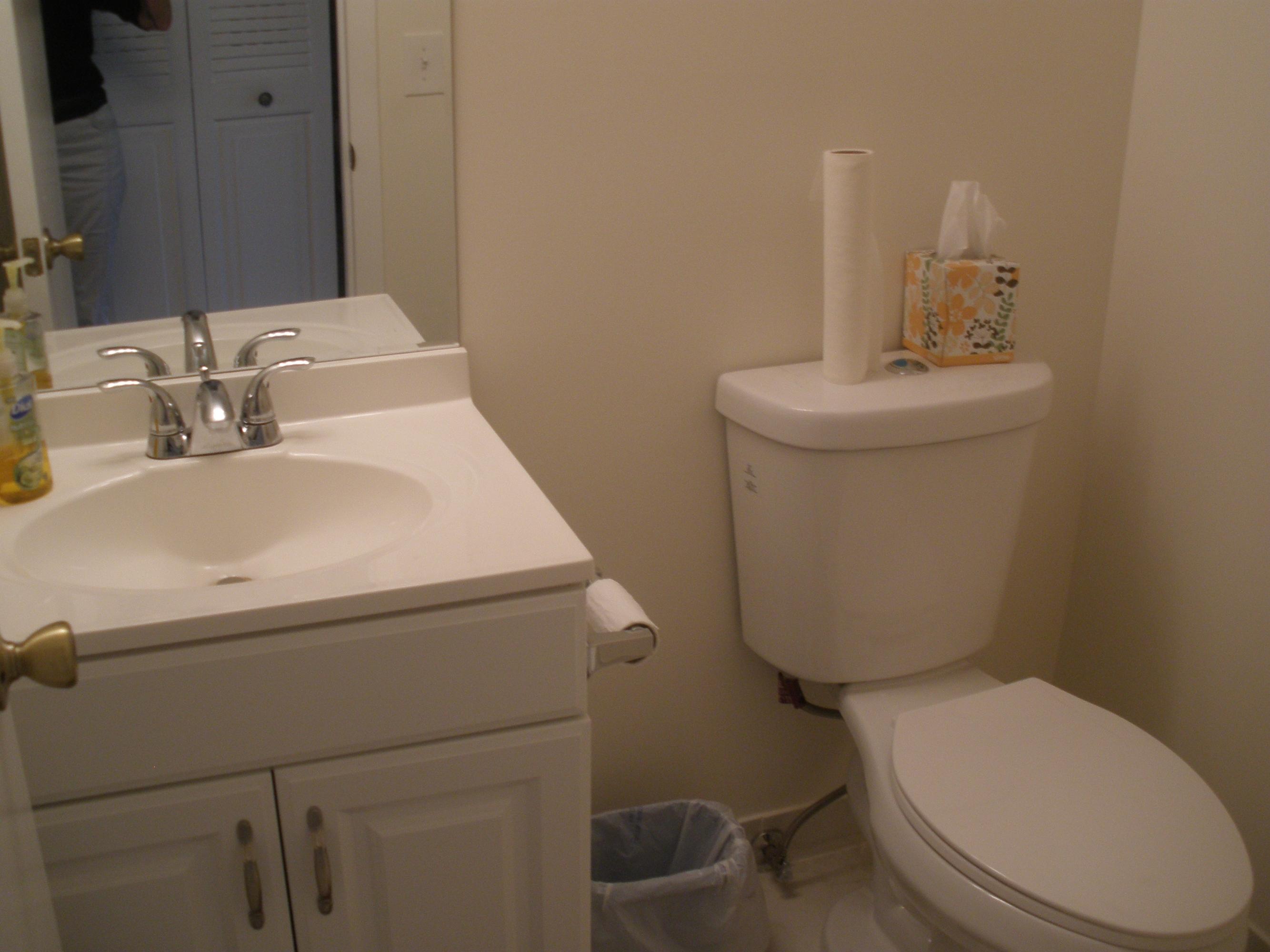 87 Mansfield F, Unit C Boca Raton, FL 33434 - Photo 7 of 11 Bath