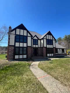 $5,000 | 1077 North Street, Walpole, MA 02081