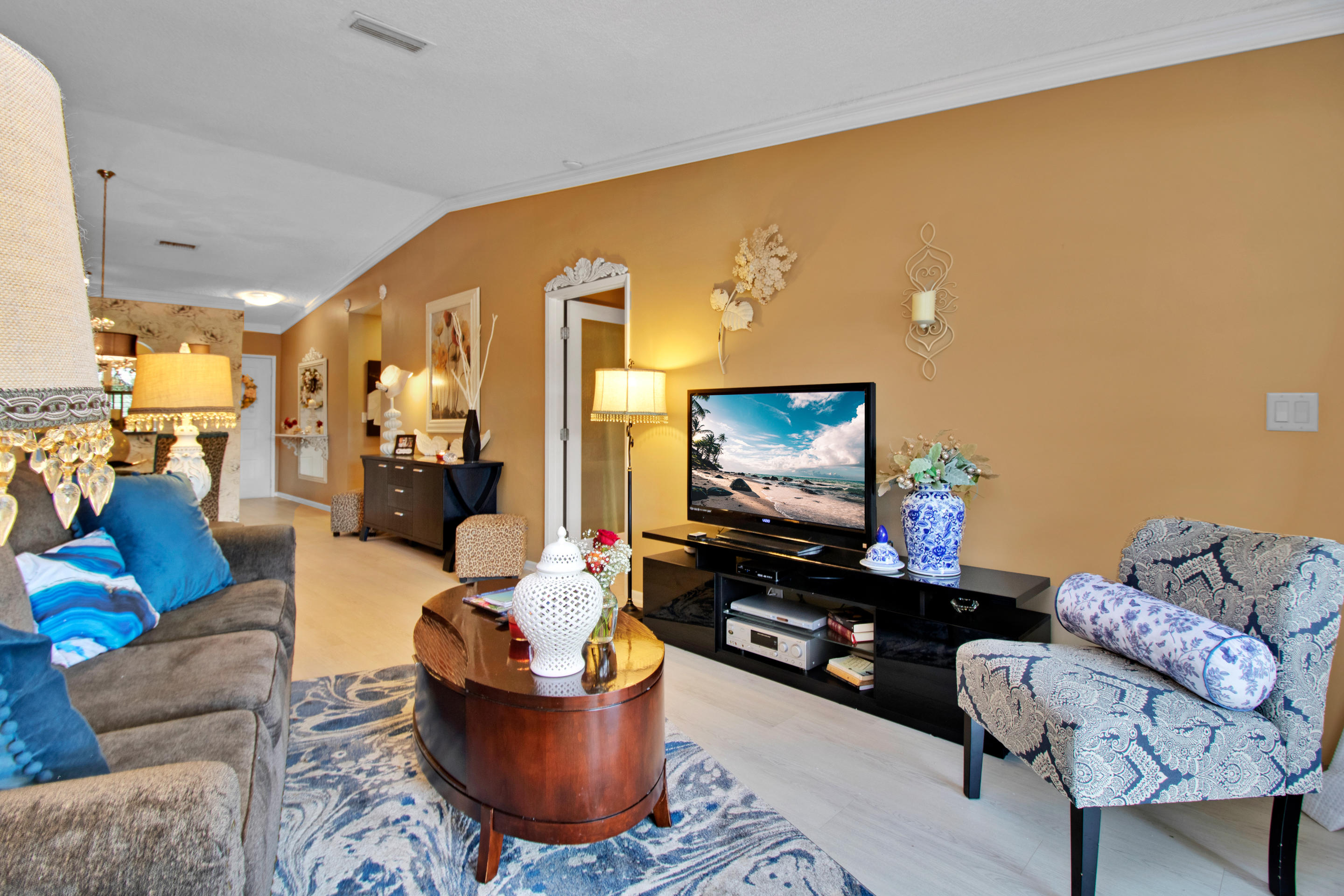 18548 Hidden Way, Unit C Boca Raton, FL 33496 - Photo 6 of 30 IMG_1607