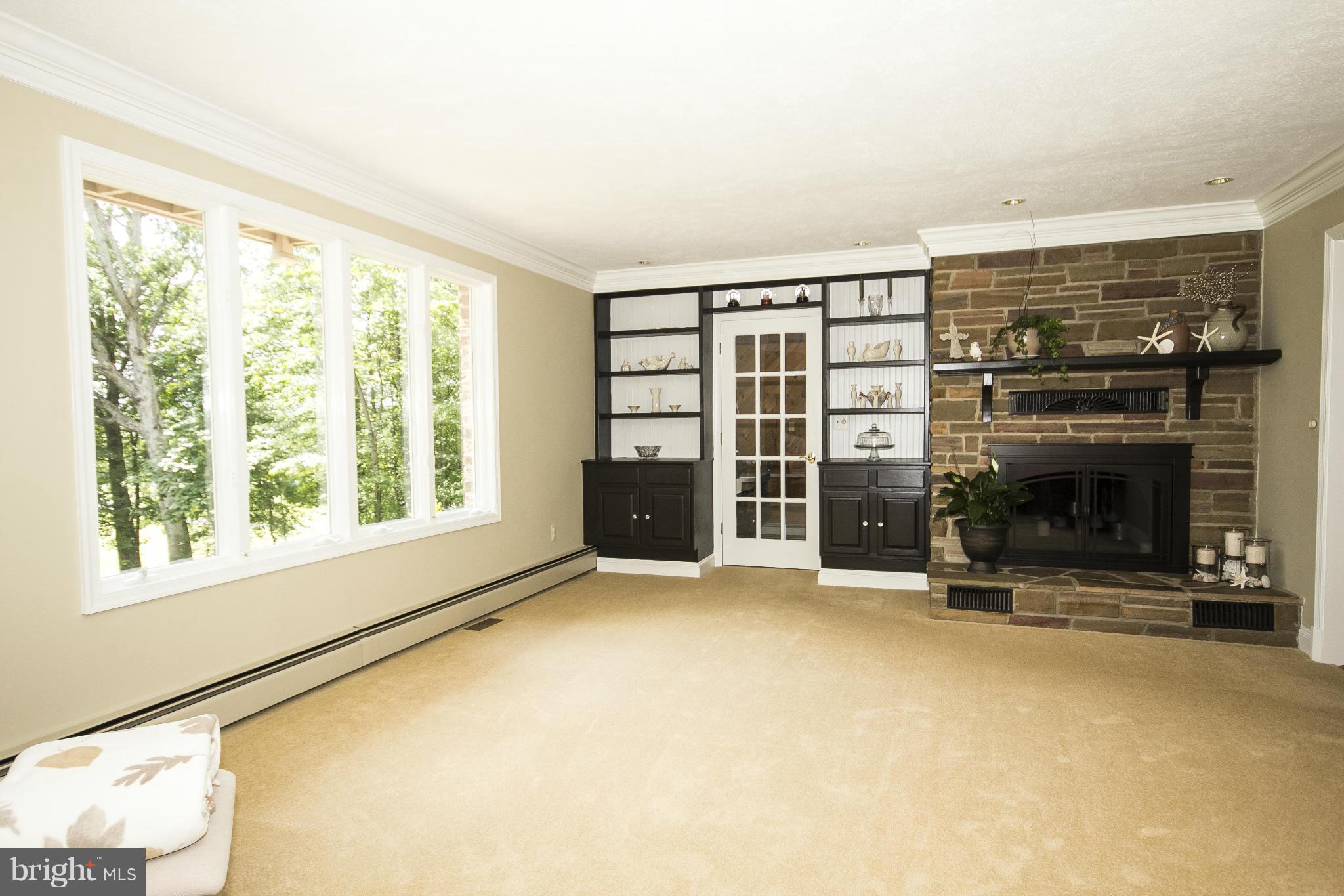 3807 Ady Road Street, MD 21154 - Photo 3 of 30 Living Room