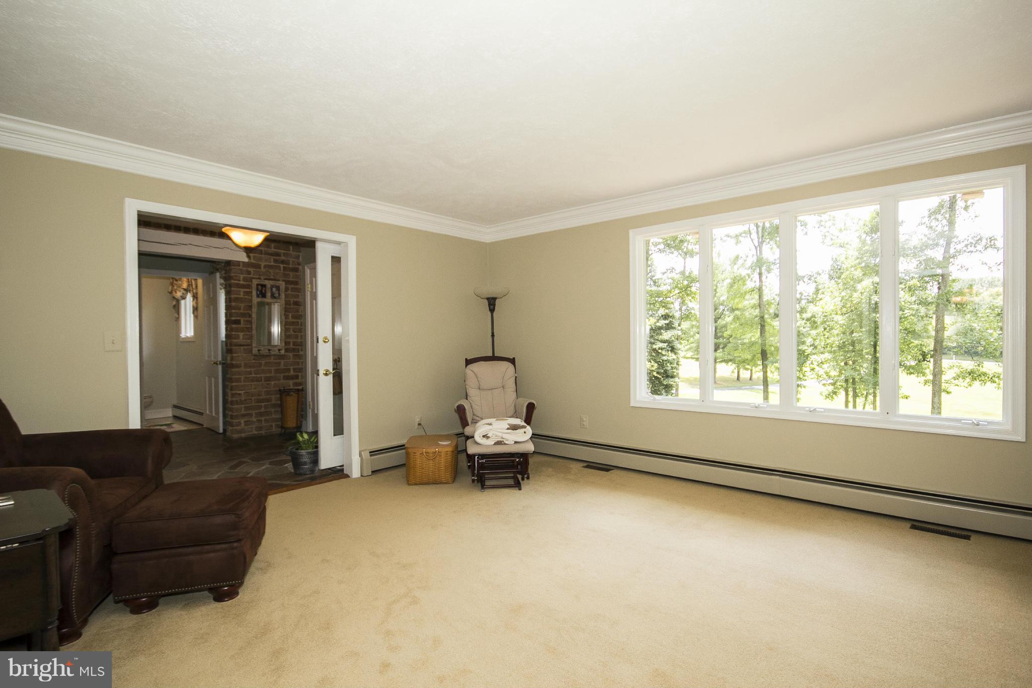 3807 Ady Road Street, MD 21154 - Photo 4 of 30 Living Room