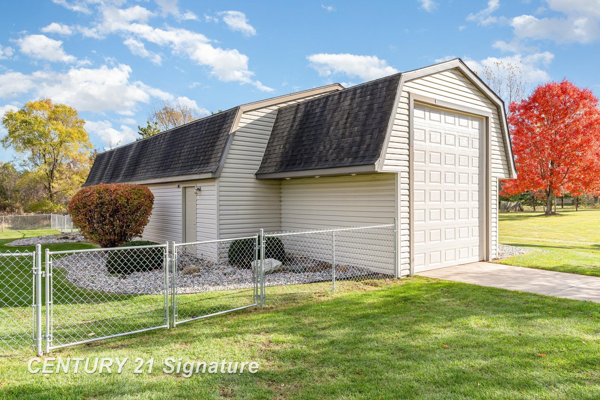 8440 North Gleaner Road Freeland, MI 48623 - Photo 42 of 52