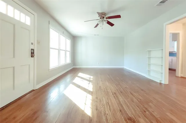 $1,900 | 3458 Brady Avenue, Fort Worth, TX 76109