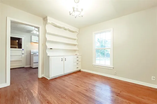 $1,900 | 3458 Brady Avenue, Fort Worth, TX 76109