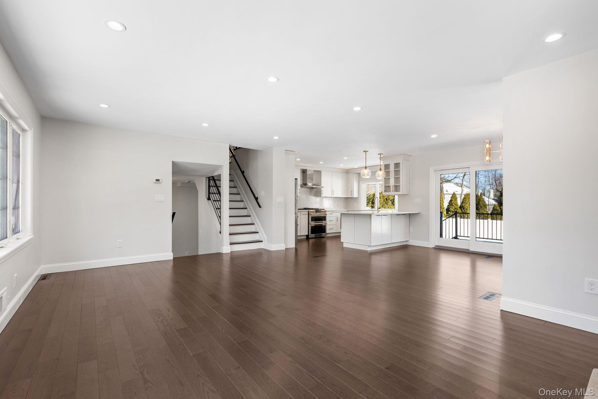 91 Worthington Road White Plains, NY 10607 - Photo 16 of 50