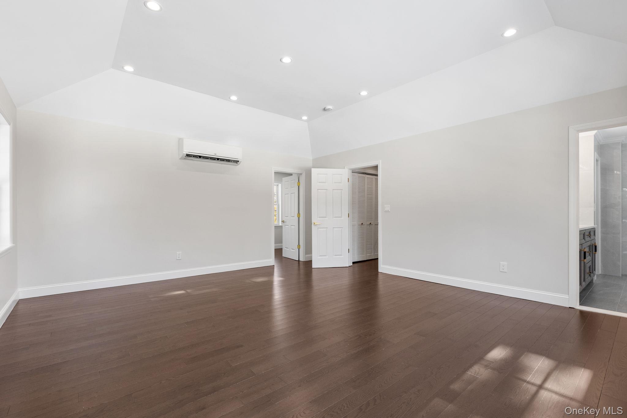 91 Worthington Road White Plains, NY 10607 - Photo 21 of 50