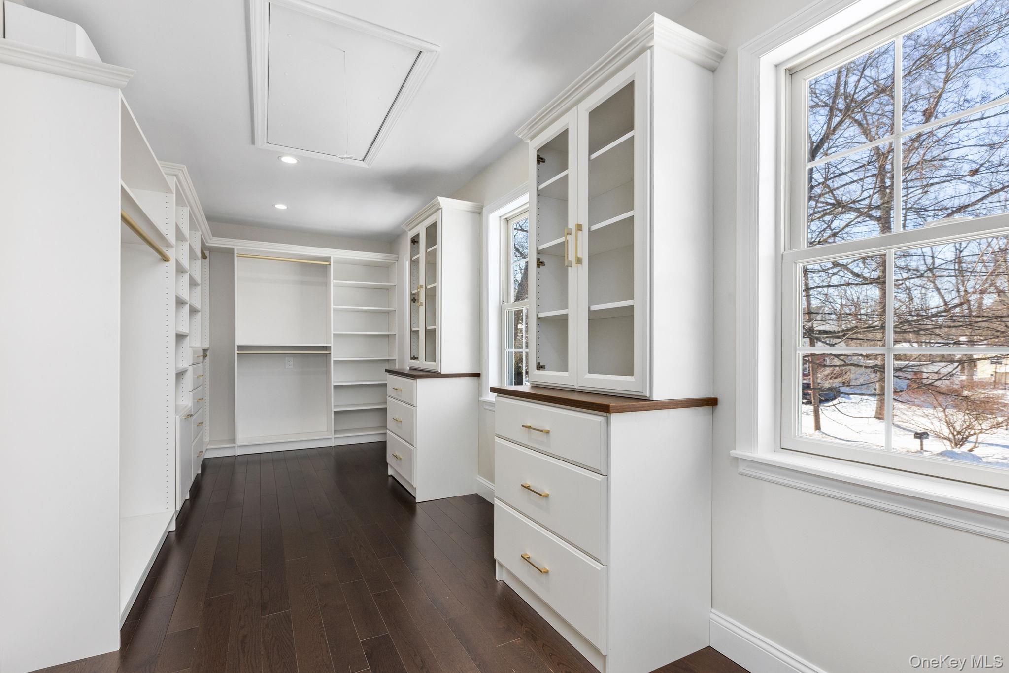 91 Worthington Road White Plains, NY 10607 - Photo 24 of 50