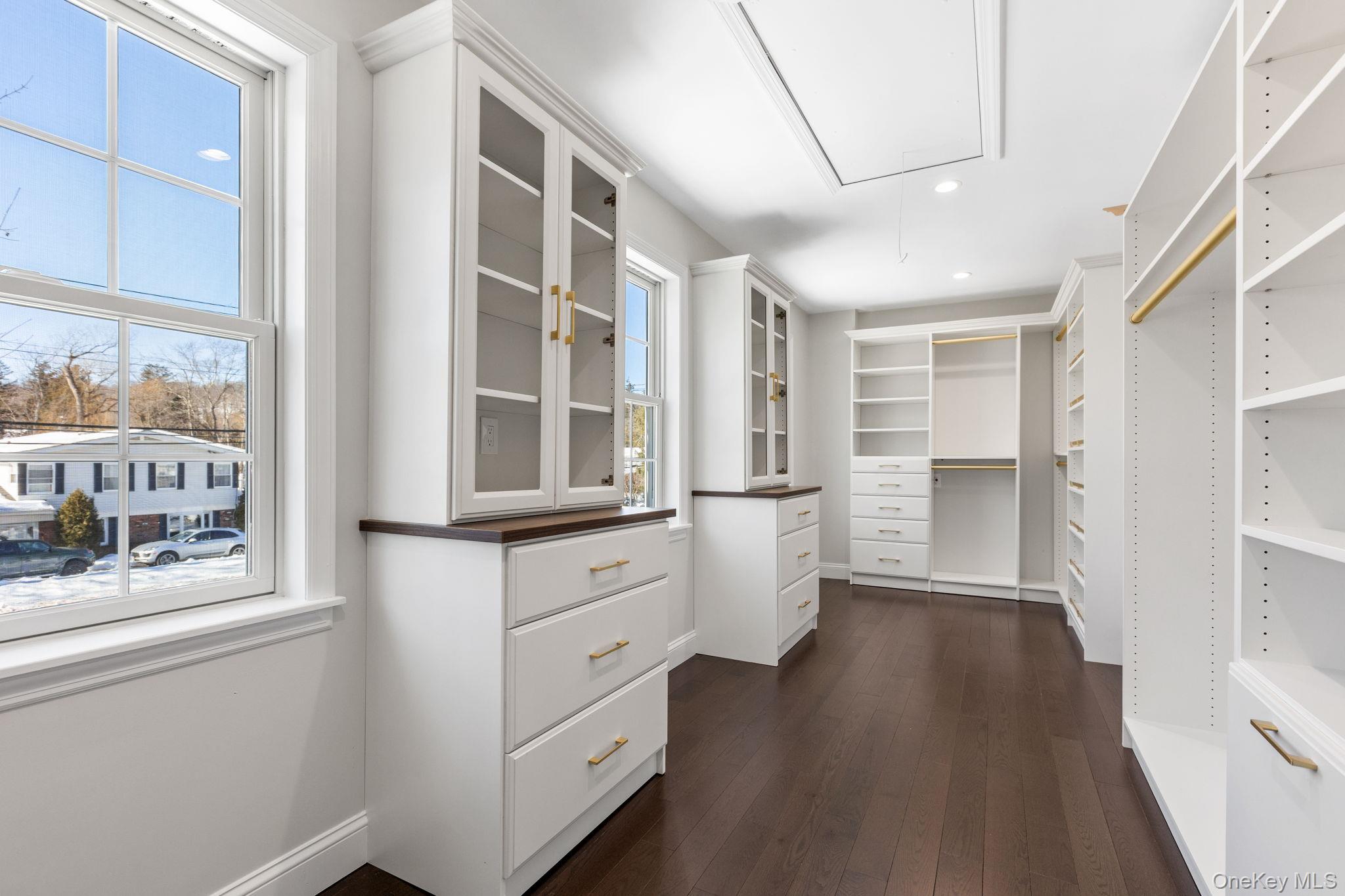 91 Worthington Road White Plains, NY 10607 - Photo 25 of 50