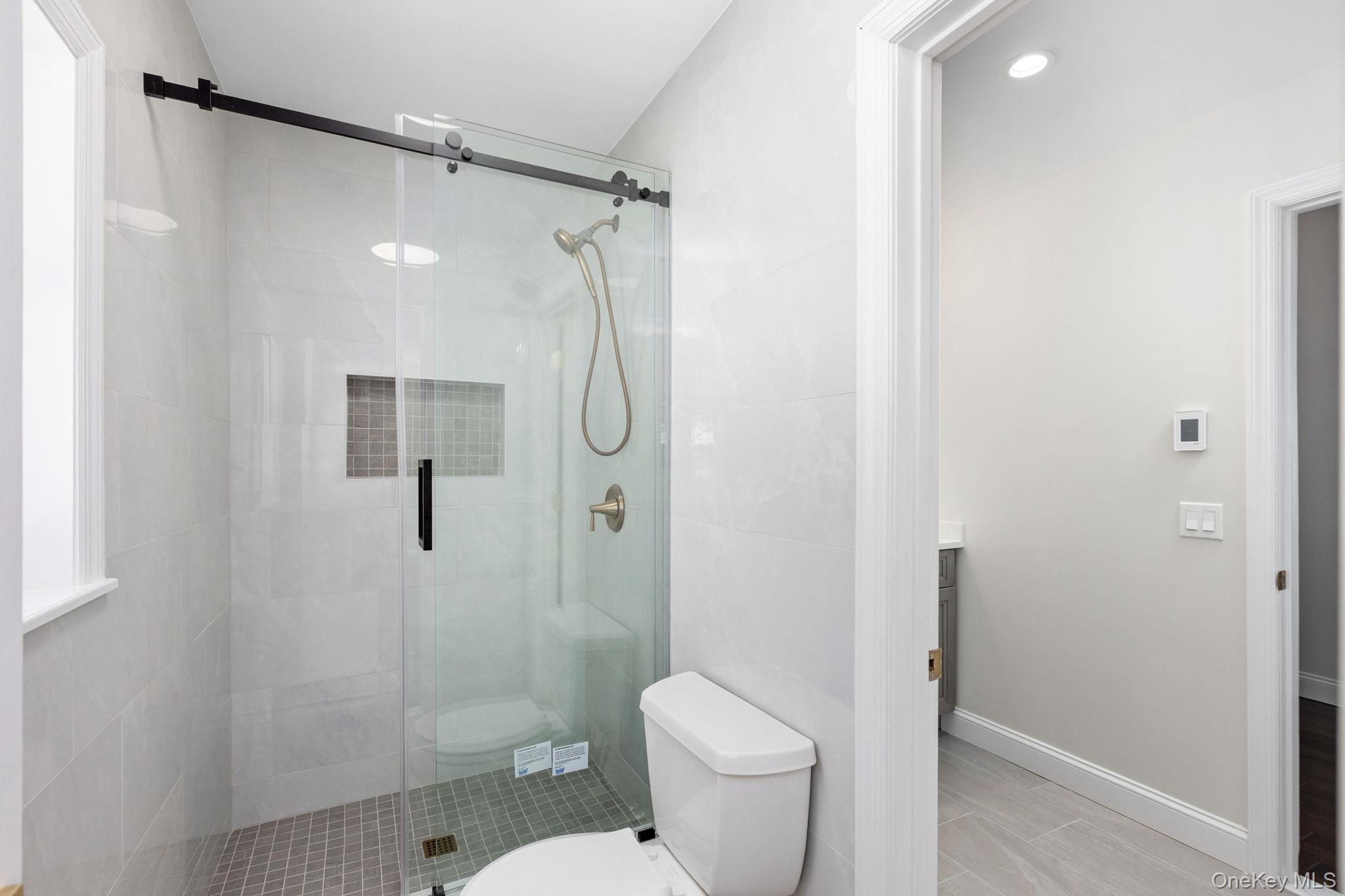 91 Worthington Road White Plains, NY 10607 - Photo 29 of 50