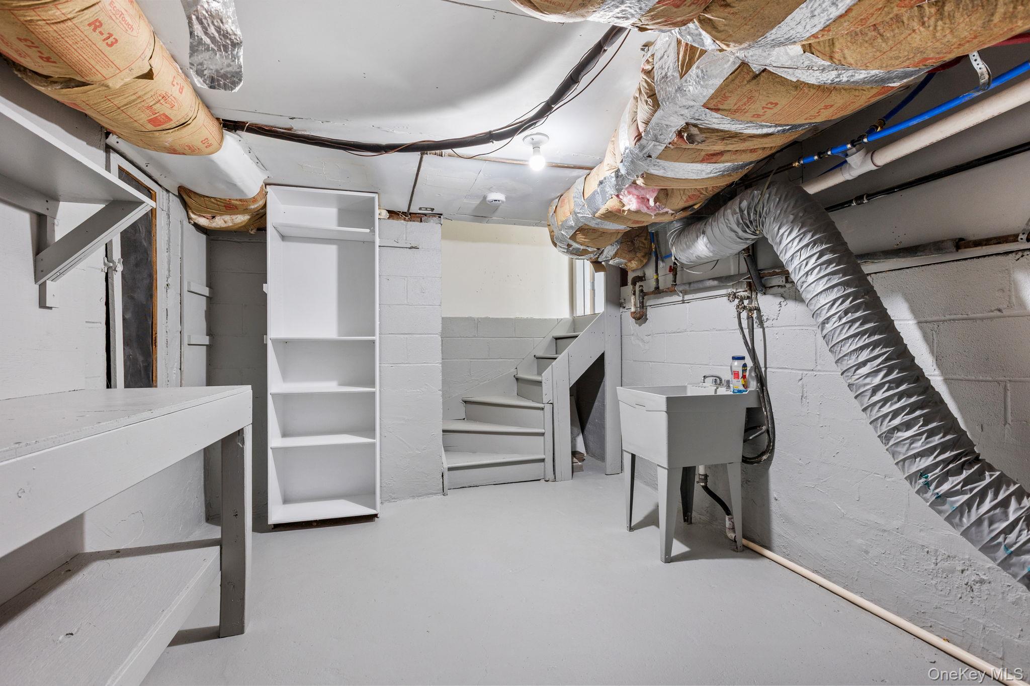 91 Worthington Road White Plains, NY 10607 - Photo 36 of 50