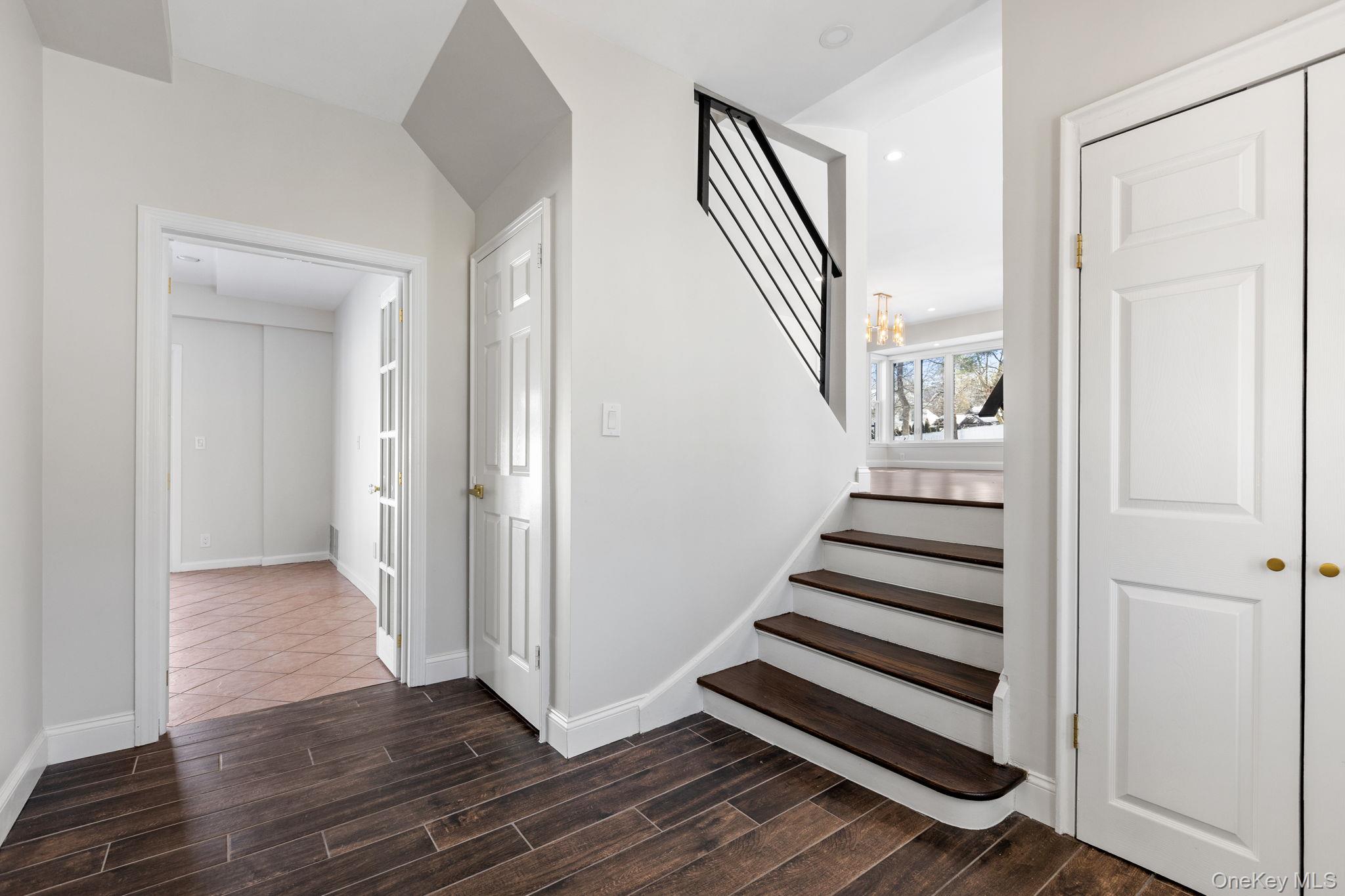 91 Worthington Road White Plains, NY 10607 - Photo 6 of 50