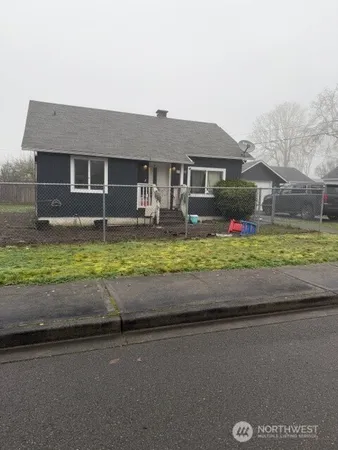 $305,000 | 15406 Grant Avenue Southwest, Lakewood, WA 98498