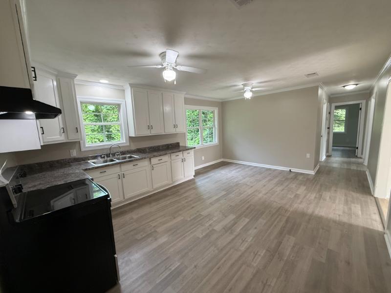 1105 Sandlin Road Fulton, MS 38843 - Photo 10 of 22 12 Kitchen Jun 04 2026, 5 25 50 PM