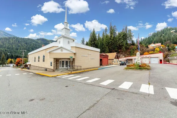 $145,000 | 306 2nd Street, Unit 3, Mullan, ID 83846