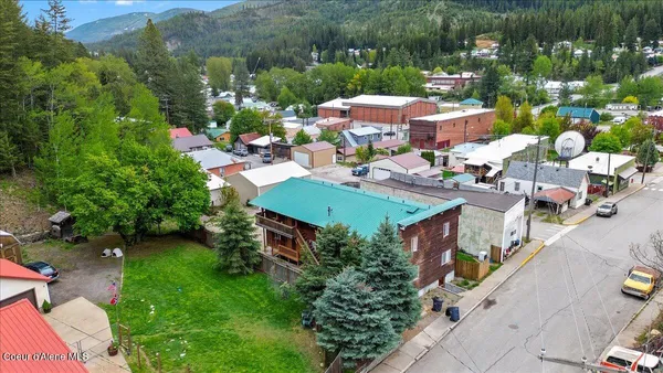 $145,000 | 306 2nd Street, Unit 3, Mullan, ID 83846