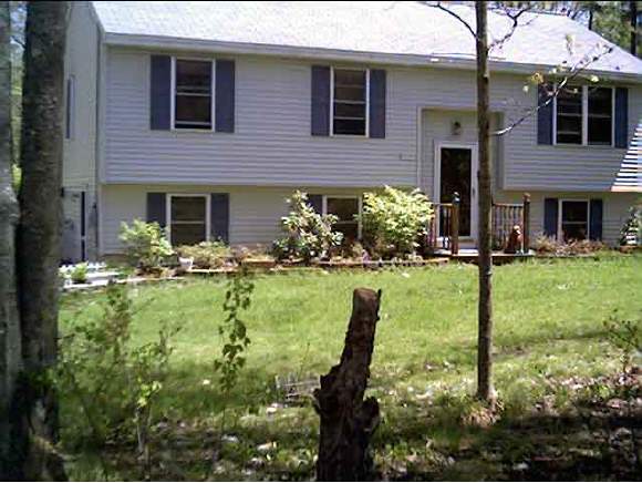 206 Sandown Road Fremont, NH 03044 - Photo 1 of 1