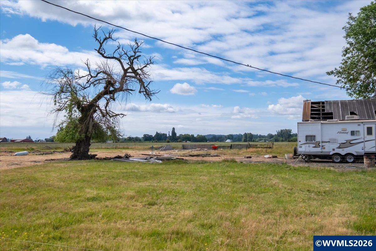 1096 Talbot Road South Jefferson, OR 97352 - Photo 8 of 36 Gallery Image 8