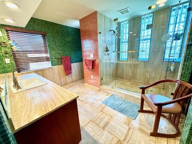 1540 Northeast Quayside Terrace, Unit D1 Miami, FL 33138 - Photo 27 of 45 a view of outdoor space dining room and barbeque oven