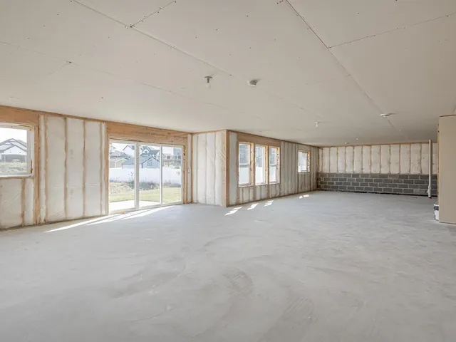 $649,900 | 20635 Tamarack Street Northwest, Oak Grove, MN 55011