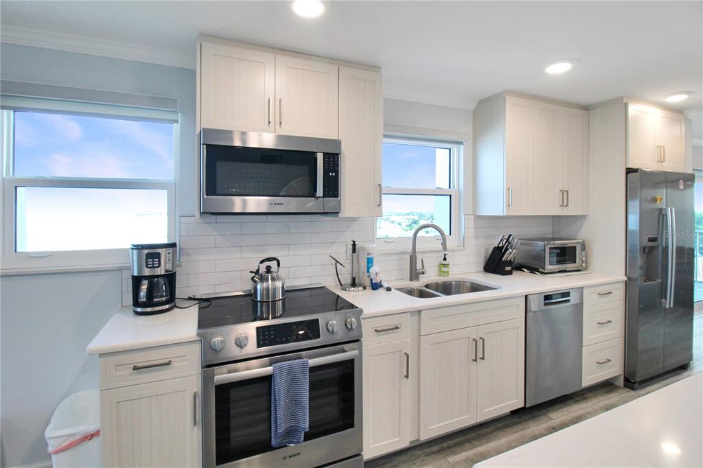 633 Alhambra Road, Unit 701 Venice, FL 34285 - Photo 24 of 55 Gallery Image 24