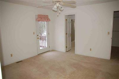 5444 Owen Road Linden, MI 48451 - Photo 9 of 12 20230149-8.JPG