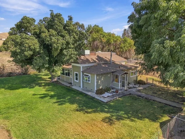$459,000 | 601 East Mulberry Avenue, Porterville, CA 93257