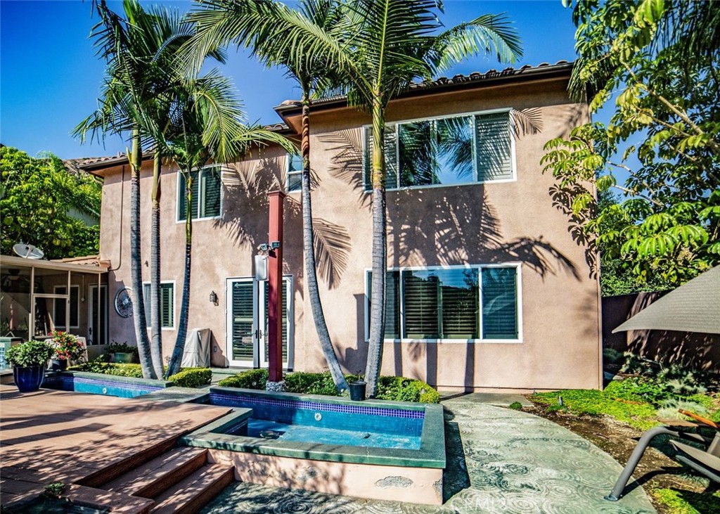 27 Mountain Laurel Way Azusa, CA 91702 - Photo 38 of 39 front view of house with a yard