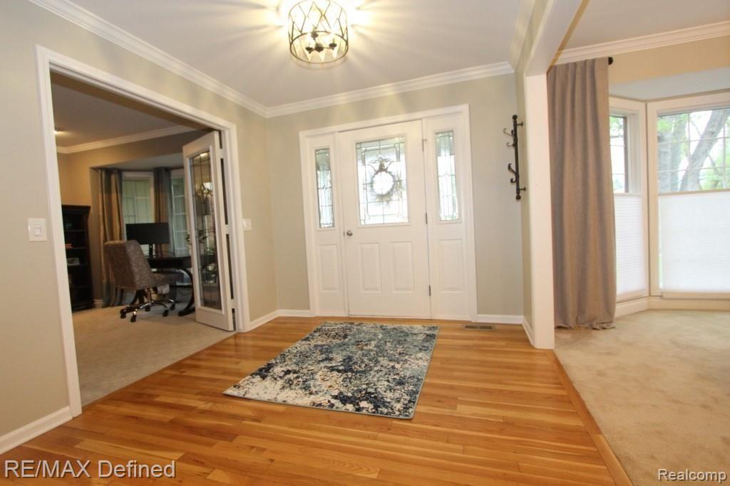3425 Edmunton Drive Rochester, MI 48306 - Photo 10 of 38 IMG_4909.JPG
