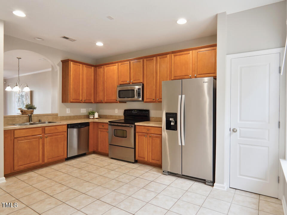 7825 Spungold Street Raleigh, NC 27617 - Photo 9 of 20 9