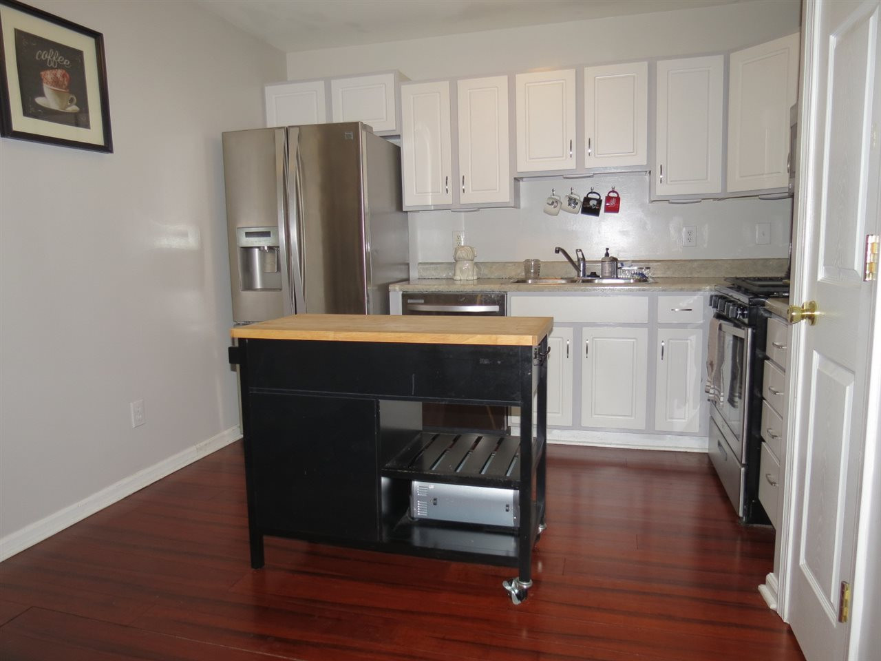8620 Neuse Landing Lane, Unit 112 Raleigh, NC 27616 - Photo 7 of 16 Kitchen large enough to hold a breakfast table or island Kitchen